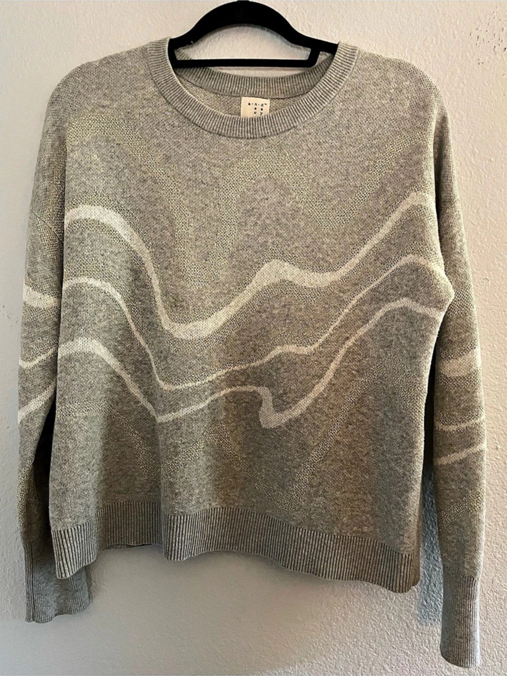 A New Day Metallic Abstract Crewneck Size Medium Like New